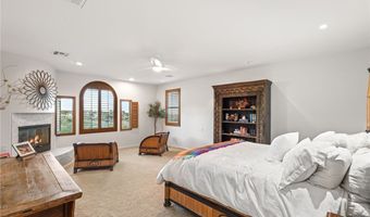 11680 EVERGREEN CREEK Ln, Las Vegas, NV 89135