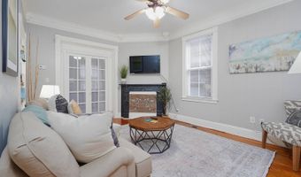 165 KING GEORGE St, Annapolis, MD 21401