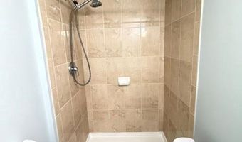 5211 NEWTON St 103, Bladensburg, MD 20710