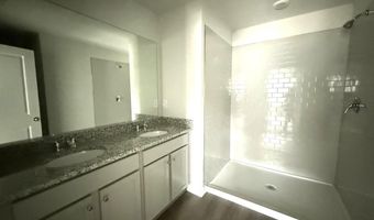 150 Village Green Dr, Adairsville, GA 30103