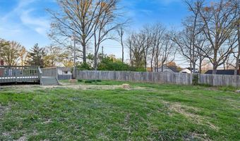 109 Timka Dr, Ballwin, MO 63011