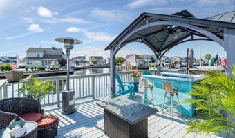 22 Toppinglift Dr, Bayville, NJ 08721