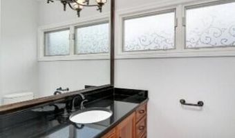 934 W Huron St, Ann Arbor, MI 48103