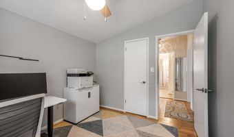 2207 PINNEBERG Ave, Rockville, MD 20851