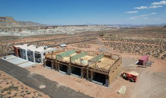 1328 E Lone Rock View Dr, Big Water, UT 84741