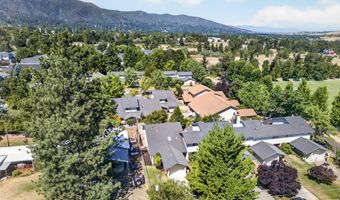 241 Clay St, Ashland, OR 97520