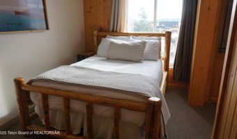 355 S WASHINGTON St, Afton, WY 83110