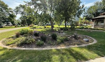 146 Washington Ave, Alden, MN 56009