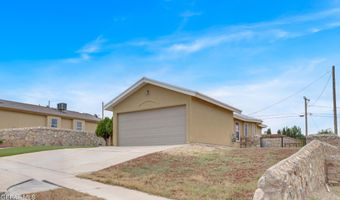 1613 Poplar St, Anthony, TX 79821