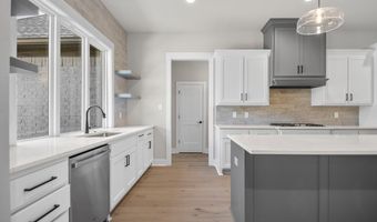 6178 Majestic Waters, Benton, AR 72019