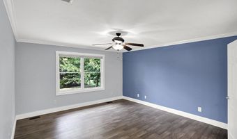 6686 Woodcrest Dr, Avon, IN 46123