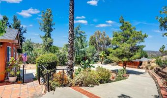 1026 Arnold Way, Alpine, CA 91901