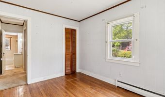 44 Nod Rd, Clinton, CT 06413