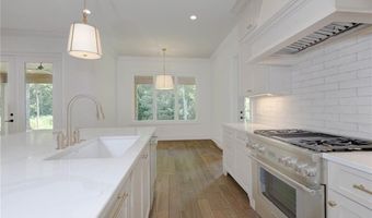 801 KENTWOOD Dr, Auburn, AL 36830