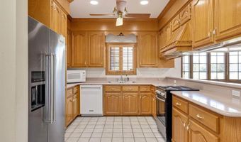 15011 S Guegnon St, Abbeville, LA 70510