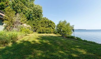 915 Fiske Rd, Alburgh, VT 05440