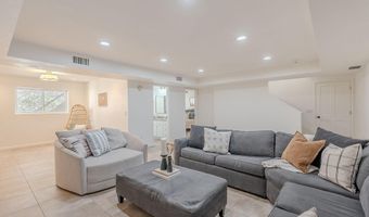 2724 W COLT Rd, Chandler, AZ 85224