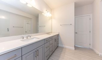 3341 Roseford Blvd, Ann Arbor, MI 48105