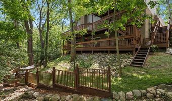 3427 E Dobson Pl, Ann Arbor, MI 48105
