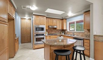 2909 Olive View Rd, Alpine, CA 91901