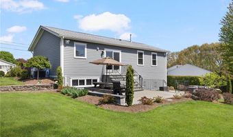 26 Leawood Dr, Cranston, RI 02920
