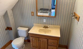 43 Holland St, Bangor, ME 04401