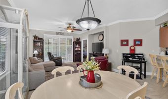 342 BLUEWATER FALLS Ct, Apollo Beach, FL 33572