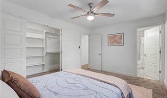4 Evesham Ln, Bella Vista, AR 72714