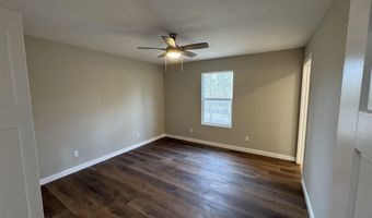 450 Trinton Cir, Bedford, IN 47421