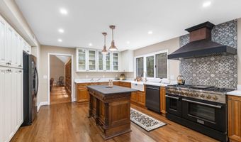 16112 BARNESVILLE Rd, Boyds, MD 20841