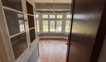 1407 Michigan Ave, Alma, MI 48801