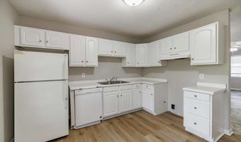 100 Woodstone 12, Athens, GA 30605