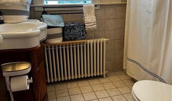 17 Lincoln St, Newport, RI 02840