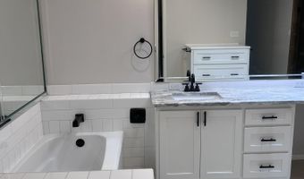 204 N La Cuesta Rd, Artesia, NM 88210