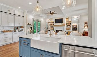 2 Keystone Cir, Abbeville, SC 29620