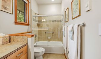 611 Forest St, Ashland, OR 97520