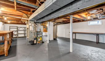 833 Lincoln St, Middletown, NJ 07748