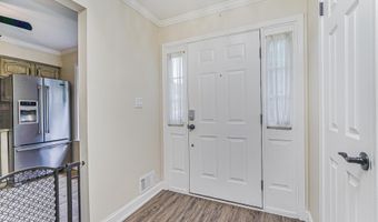 195 Kinnoll Hill Ct, Aberdeen, NJ 07747