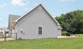 151 South St, Southport, IN 46227