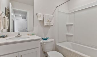 1418 Bella Grace Ct, Boiling Springs, SC 29316