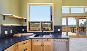 102 Spanish Peaks Rd, Arroyo Hondo, NM 87513