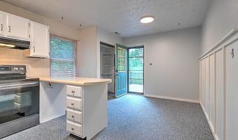 221 Mountain Edge Dr, Beaver, WV 25813