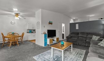 206 ROYAL Ct 12, Appleton, WI 54915