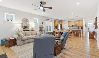 124 Axton Ln, Ashland, VA 23005