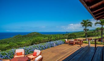 81-566 KAIUE St, Kealakekua, HI 96750