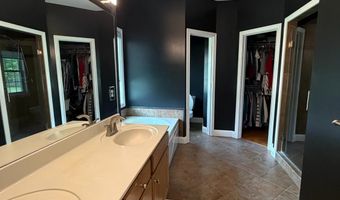 355 Woodside Ct, Batesville, IN 47006