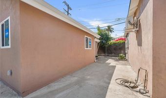 2621 Vineyard Ave, Los Angeles, CA 90016