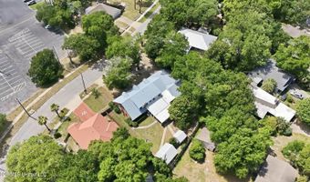 142 Kenmore Ave, Biloxi, MS 39531