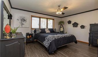 574 Pleasant View Dr NW, Alexandria, MN 56308