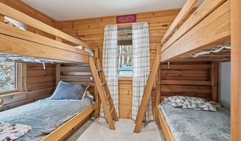139 Ledgeview Shores Dr, Alexandria, NH 03222